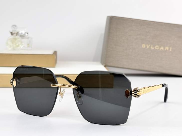 Picture of Bvlgari Sunglasses _SKUfw77096171fw